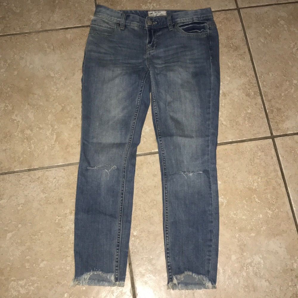 Free People Raw Hem Crop Jeans Size 26